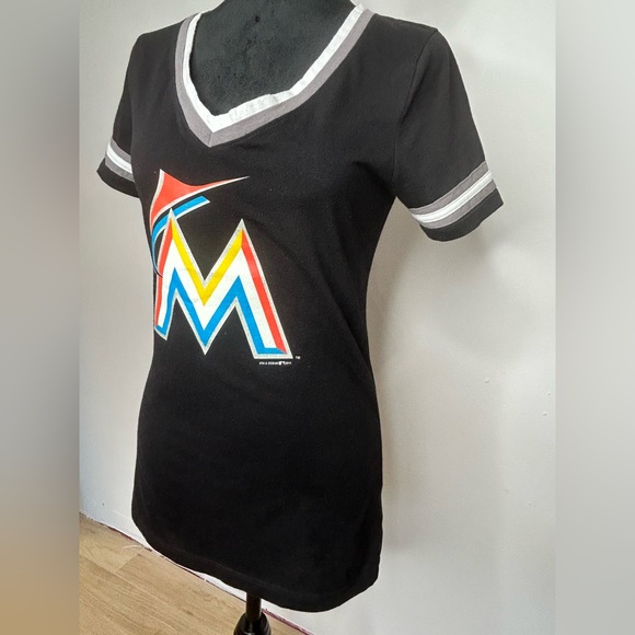 Miami Marlins  Womens Shirt - Picture 2 of 11